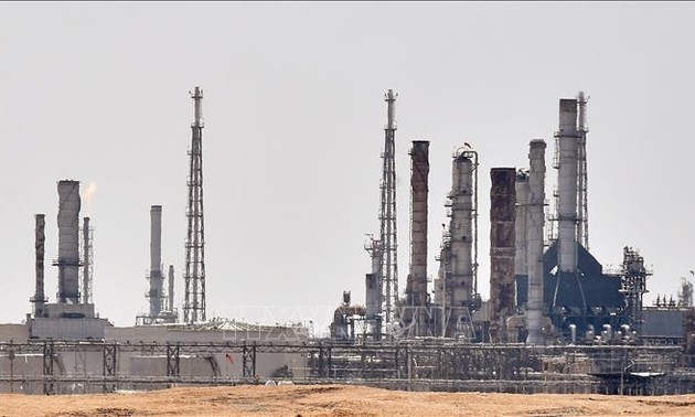 Pétrole: Ryad va réduire en juin sa production d'un million de barils/jour 