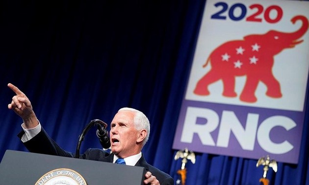 Mike Pence accepte la nomination du Parti républicain pour un second mandat de vice-président des États-Unis 
