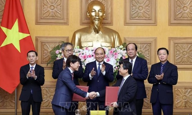 Nguyên Xuân Phuc rencontre des chefs d’entreprises japonaises au Vietnam