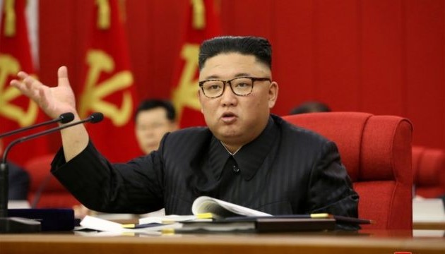 Kim Jong-un déclare que Pyongyang doit se préparer «au dialogue et à la confrontation» avec Washington