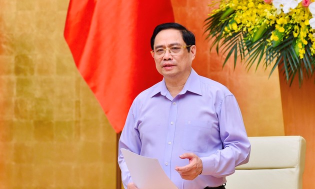 Pham Minh Chinh veut accélérer le perfectionnement institutionnel et juridique