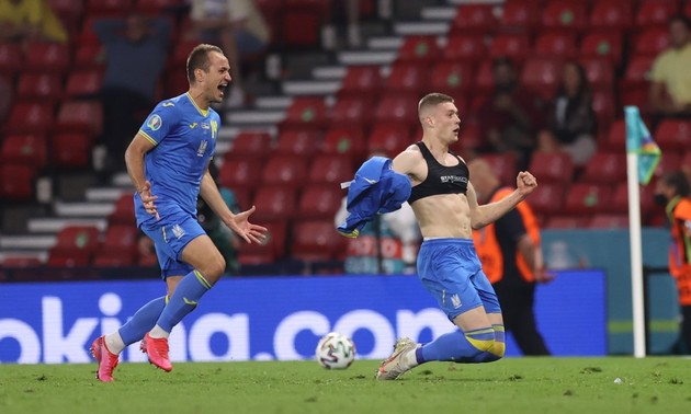 Euro 2021 : l'Angleterre et l'Ukraine se qualifient pour les quarts de finale