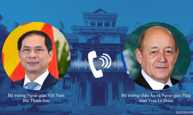 Entretien téléphonique Bùi Thanh Son - Jean Yves Le Drian