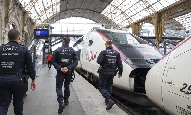Covid-19: la SNCF promet des contrôles «massifs» du passe sanitaire