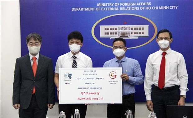 Hô Chi Minh-ville réceptionne des équipements sanitaires financés par les autorités sud-coréennes