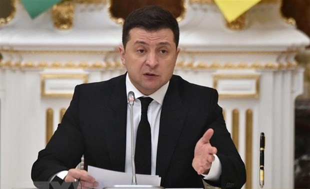 Selon Volodymyr Zelensky, l'Ukraine pourrait soumettre la question de la neutralité du pays à un référendum