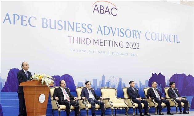 Le Vietnam soutient les solutions susceptibles de réaliser la vision de l’APEC 2040