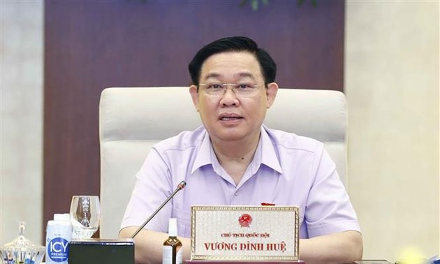 Vuong Dinh Huê veut multiplier les débats parlementaires
