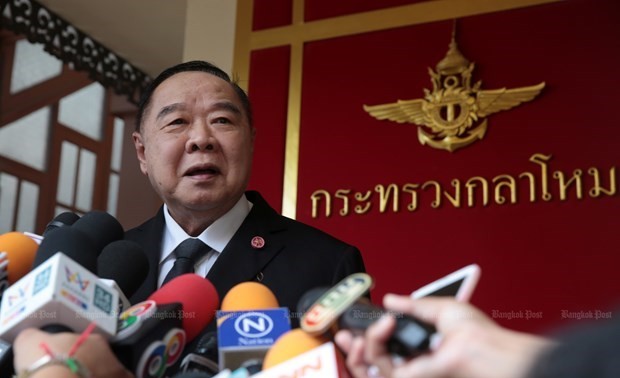 Thaïlande: la Cour constitutionnelle suspend le Premier ministre