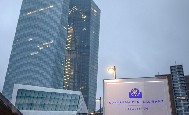Christine Lagarde: La BCE doit continuer à relever ses taux malgré le risque de récession