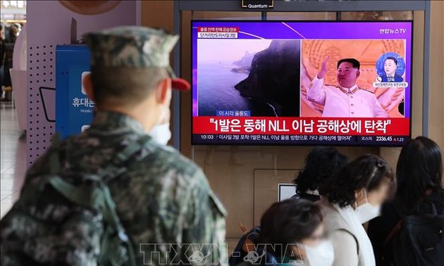 La RPDC tire une dizaine de missiles dont un est tombé “près des eaux” sud-coréennes