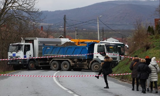 Le Kosovo est «au bord du conflit armé», menace la Première ministre serbe