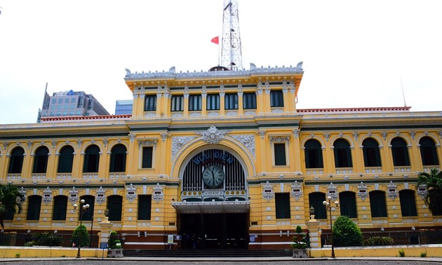 Kết hợp kiến trúc cổ điển, hiện đại trong sự phát triển Thành phố Hồ Chí Minh
