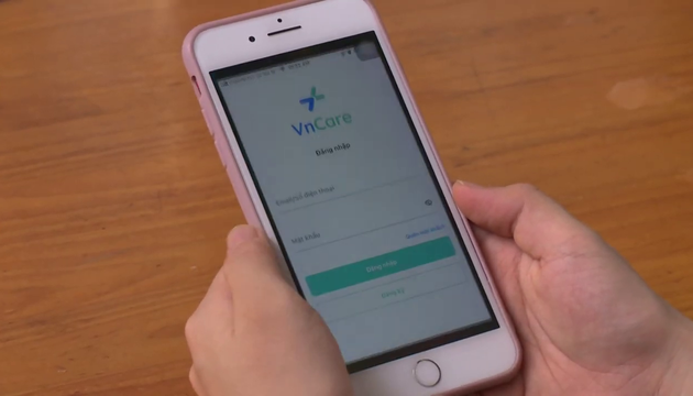ベトナム人による遠隔での診察予約ソリューションアプリ、vnCare
