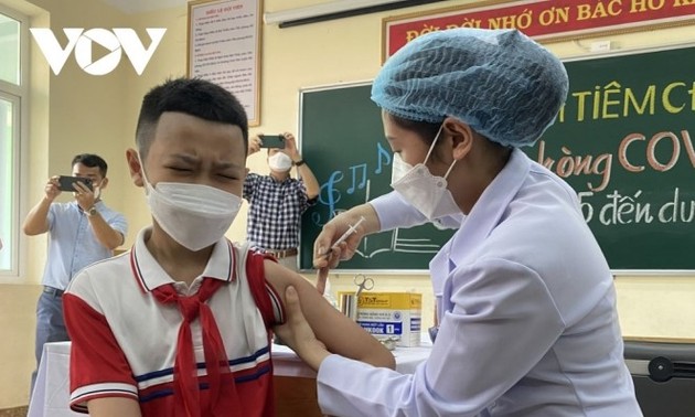 この24時間で、ベトナムで427人の新規感染者 確認