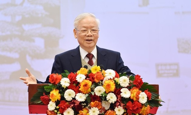 ベトナムの優れた指導者であるグエン・フー・チョン党書記長  ​