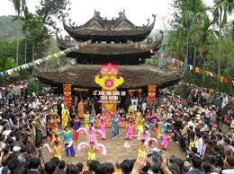 Preparations for Perfume Pagoda Festival are taking place
