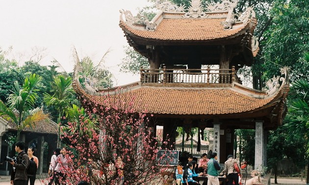 越南人新年入寺拜佛的文化