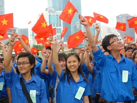 越南各地举行纪念胡志明共青团成立81周年活动