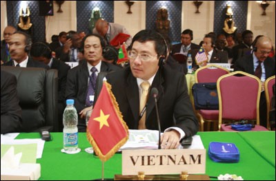 越南出席在埃及举行的不结盟运动部长级会议