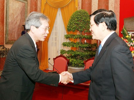 张晋创会见韩国对越友好人士协会代表团