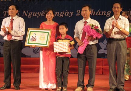 6.28越南家庭日系列纪念活动在全国各地举行 