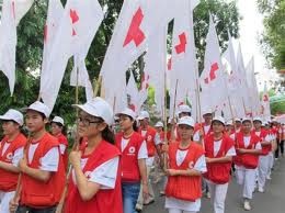 胡志明市举行“为了橙剂受害者”步行活动
