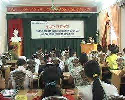 越南政府宗教委员会开办宗教事务培训班
