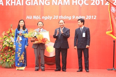 阮春福出席外贸大学新学年开学典礼
