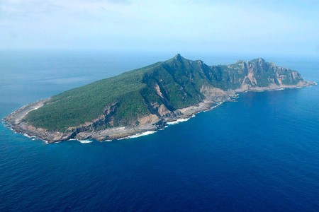 中国呼吁日本举行对话，解决岛屿争议