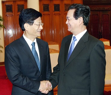 阮晋勇会见中国国务委员、公安部部长孟建柱