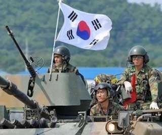 韩国举行护国军演