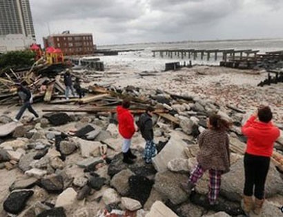 飓风“桑迪”造成至少40人死亡