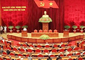 越共中央政治局和书记处的检讨、批评和自我批评结果报告会议举行