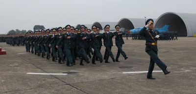 越南人民军发起“空中奠边府的回响”竞赛运动