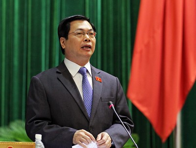 越南十三届国会四次会议的质询和回答质询活动受到全国选民的特别关注
