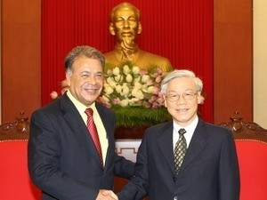 越南与墨西哥加强团结友好关系