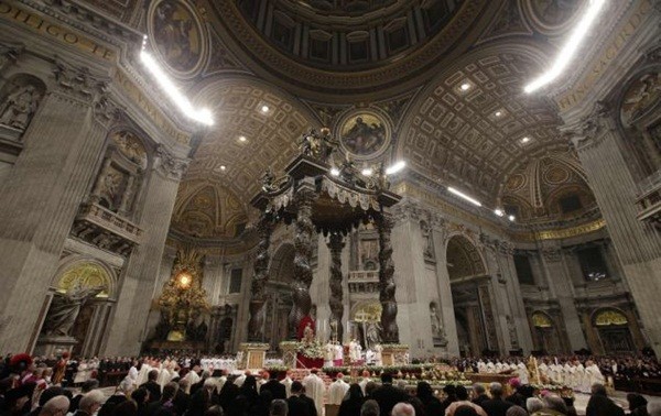 全球天主教信徒隆重庆祝圣诞节