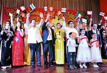 海外越南人举行迎春活动
