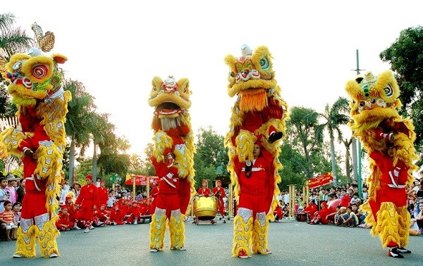 国内外越南人举行多项活动，喜迎癸巳新春