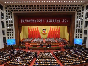 中国第十二届全国人民代表大会第一次会议开幕