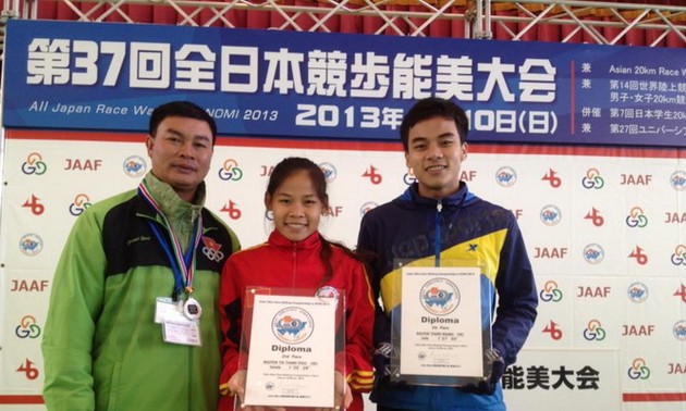 越南田径运动员阮氏清福在2013年亚洲竞走比赛中夺得银牌