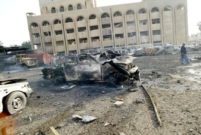 伊拉克一些政府机关遭炸弹袭击