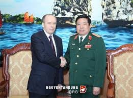 冯光青会见俄罗斯联邦安全局局长博尔特尼科夫