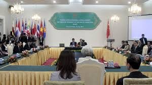 泰国建议就东海问题召开东盟外长会议