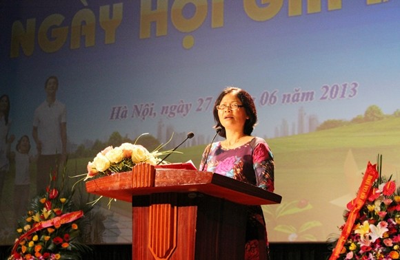 2013越南家庭日：弘扬人文价值