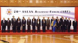 第20届东盟地区论坛外长会、第三届东亚峰会外长会重申保障海上和平、稳定与安全