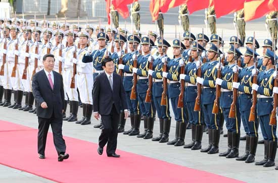 中国驻越大使孔铉佑举行记者会谈越南国家主席张晋创访华成果