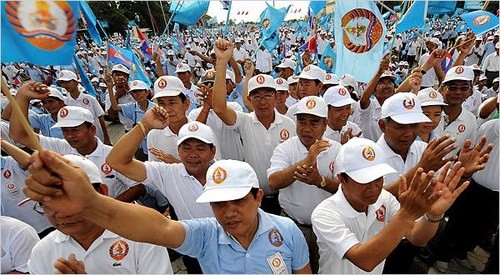 柬埔寨国王呼吁和平解决大选争端