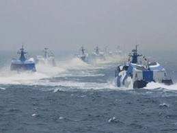 中国海警船进入中日争议海域